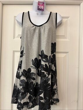 Lily Gray Sleeveless Tunic with Black Floral Print